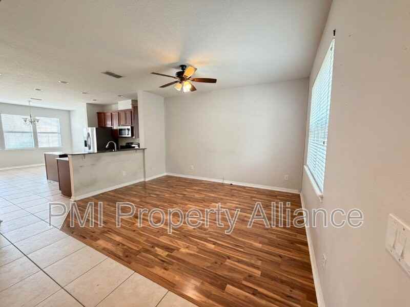 12875 Emersondale Ave - Photo 2 of 16