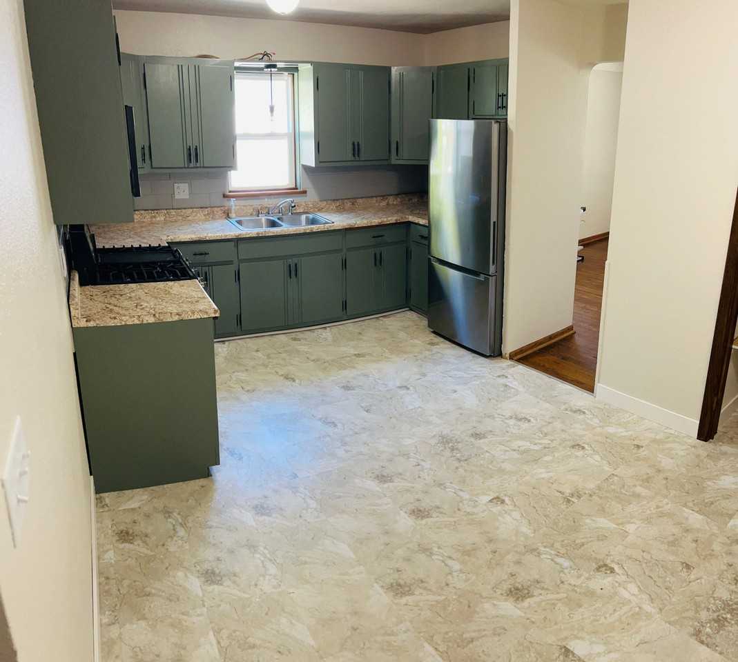 1937 Eugene St #1939 - Photo 2 of 12
