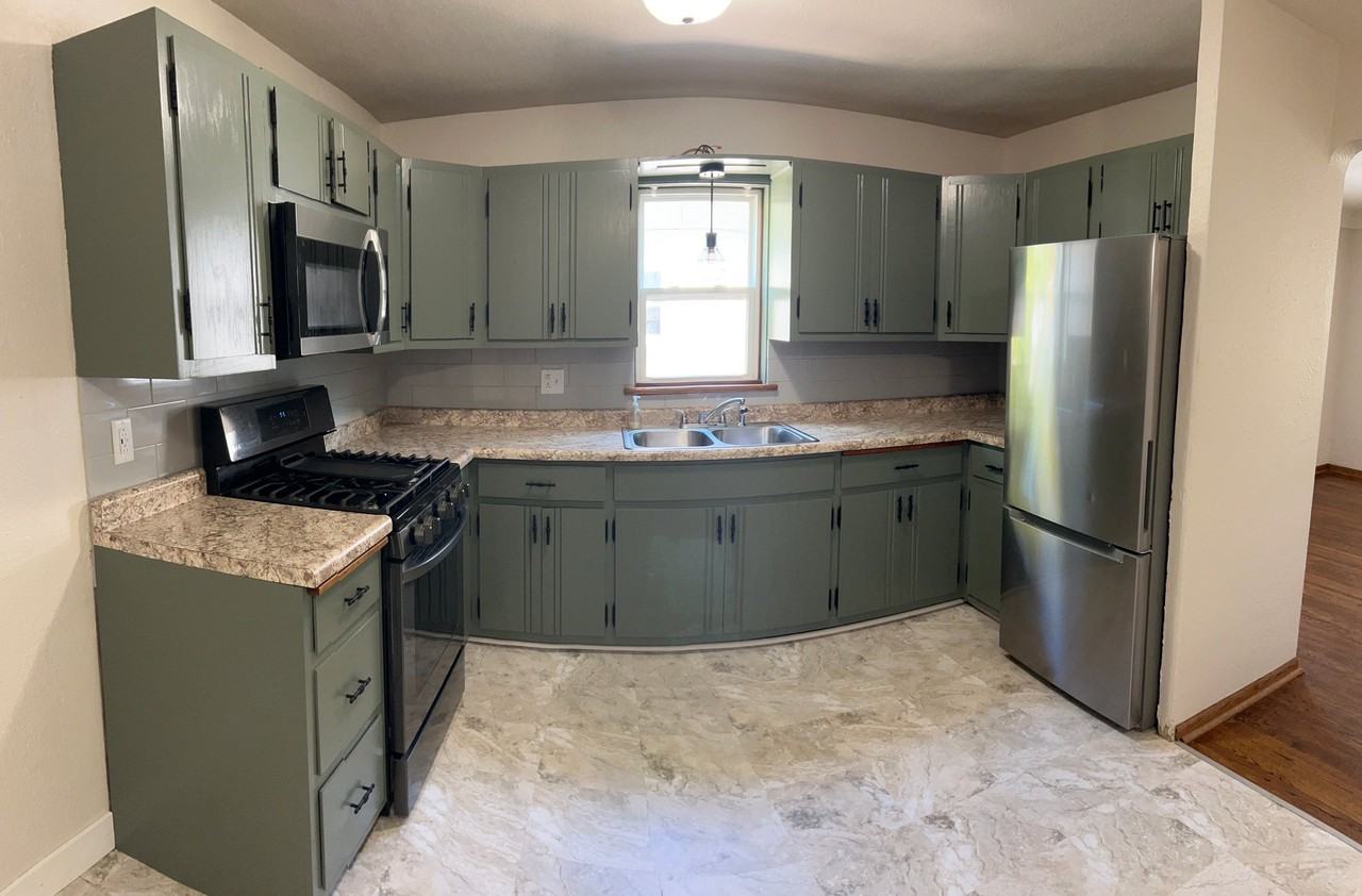 1937 Eugene St #1939 - Photo 3 of 12