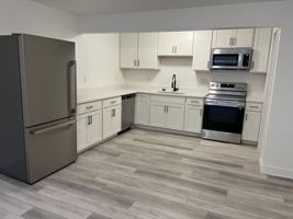 featured image of 550 W Parkway Dr