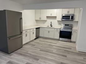 550 W Parkway Dr - Photo 1 of 1