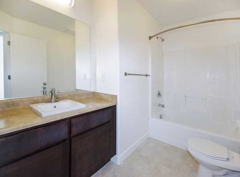 13353 S Celestina Ln - Photo 3 of 6