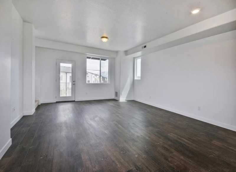 13353 S Celestina Ln - Photo 4 of 6