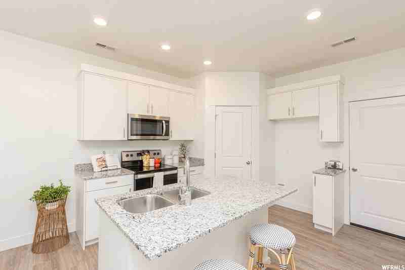 1816 Ne #101 - Photo 2 of 6