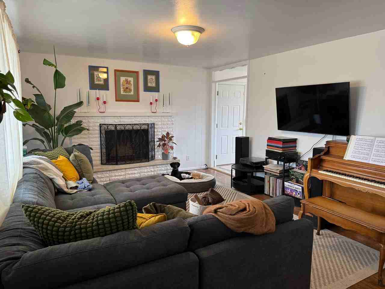 5568 Wn #1 - Photo 5 of 24