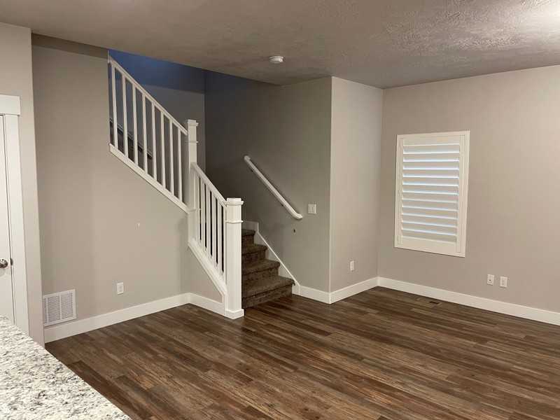 3807 E Cunninghill Dr - Photo 2 of 21
