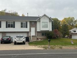 featured image of 2647 Deer Run Dr