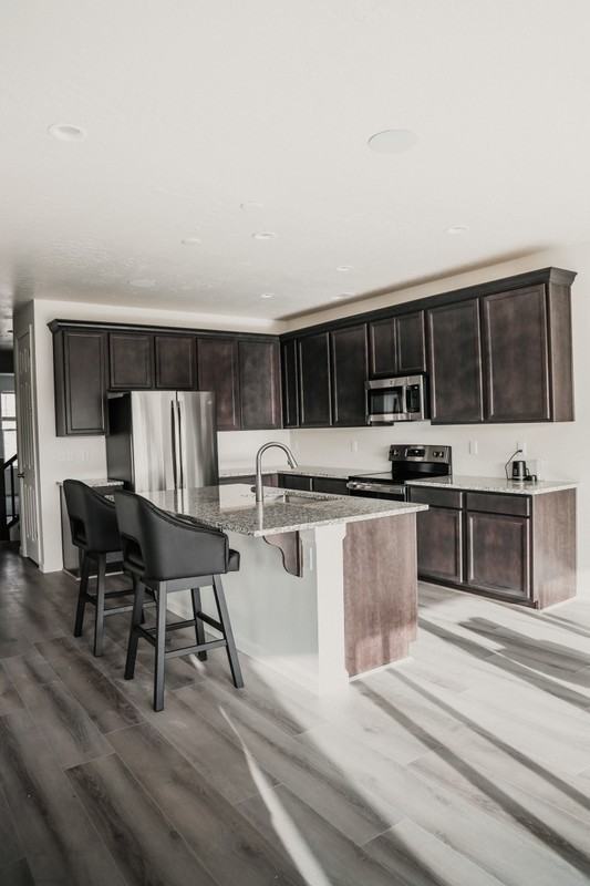 239 Nw - Photo 2 of 13