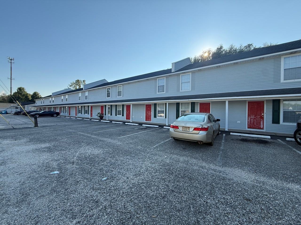 321 N Trammell St #3