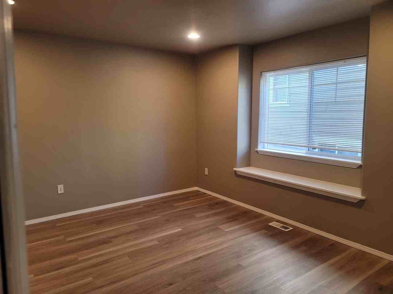 1328 118th Pl Sw - Photo 6 of 19