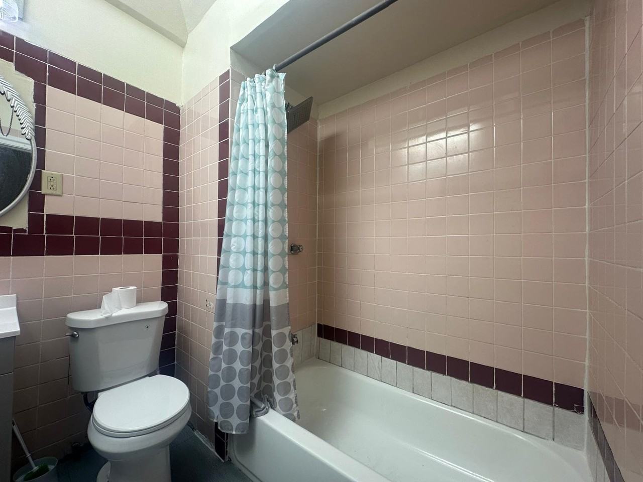 5628 Warrington Ave - Photo 6 of 20