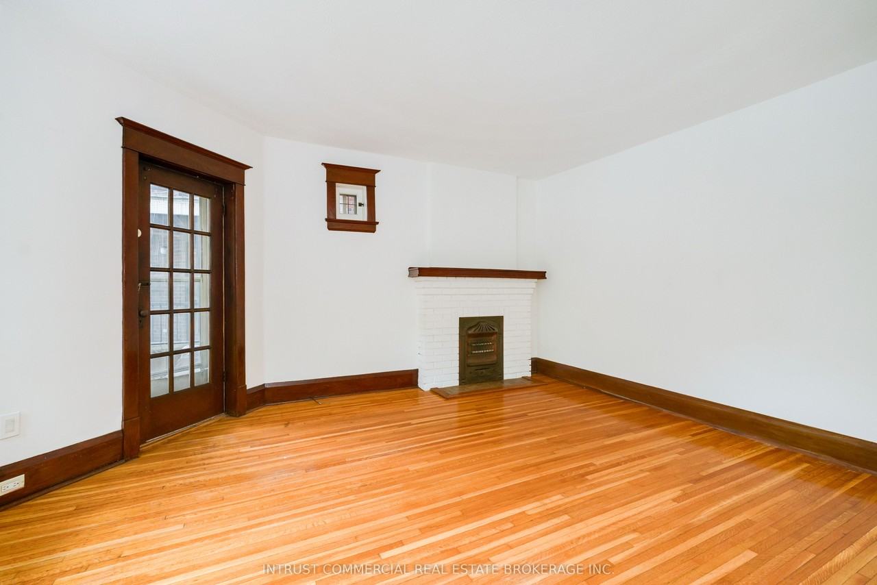 1920 Bloor Street West - Photo 3 of 17