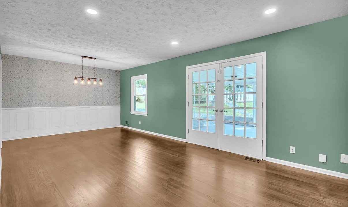 474 Royal Oaks Ter - Photo 3 of 20