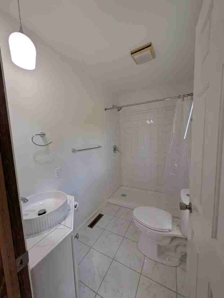 6836 Maple Brook Ln - Photo 7 of 20