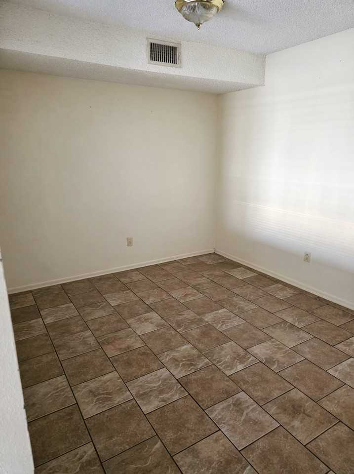 4150 Crow Rd #9 - Photo 3 of 6