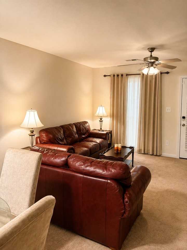 916 Savin Lndg - Photo 2 of 10