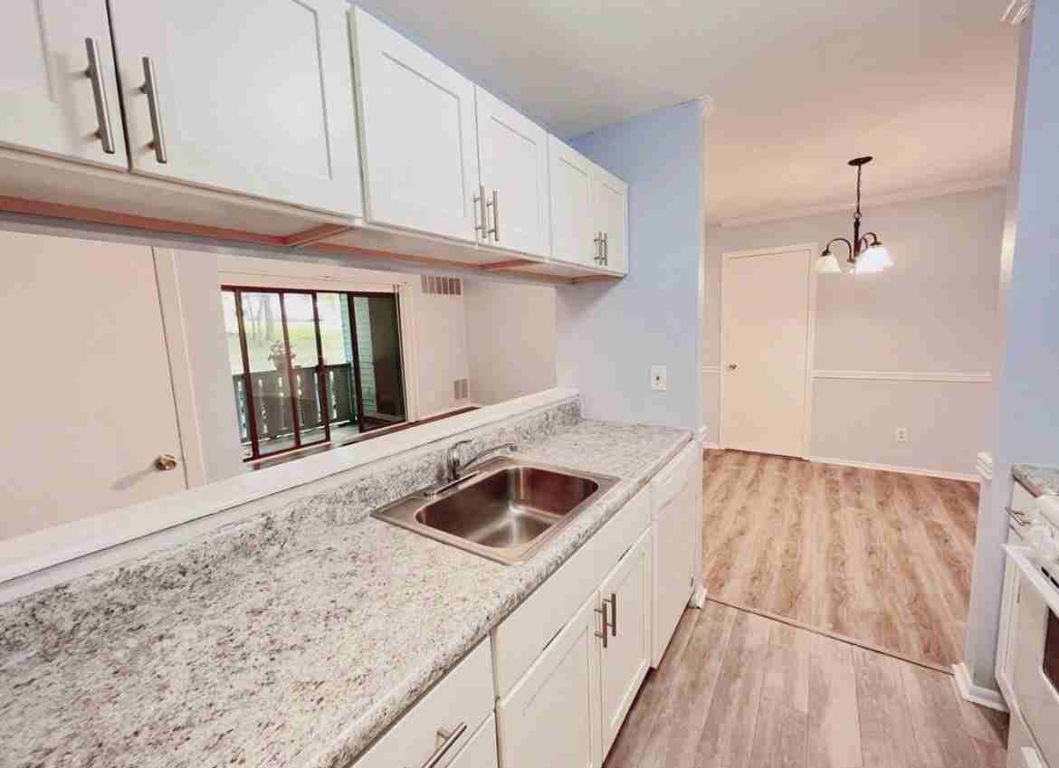 2501 Eagle Row - Photo 3 of 10