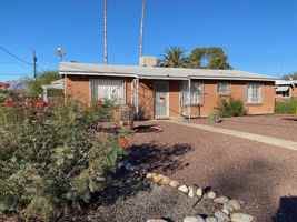 featured image of 3601 E Seneca St