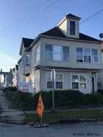 featured image of 836 Maplewood Ave #1stFL
