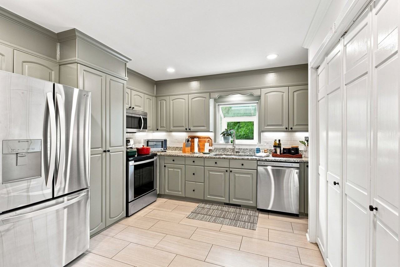 3901 Quail Hollow Dr - Photo 4 of 20