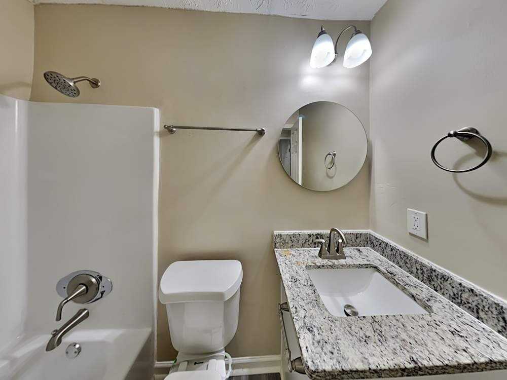 211 Huntridge Dr - Photo 6 of 6