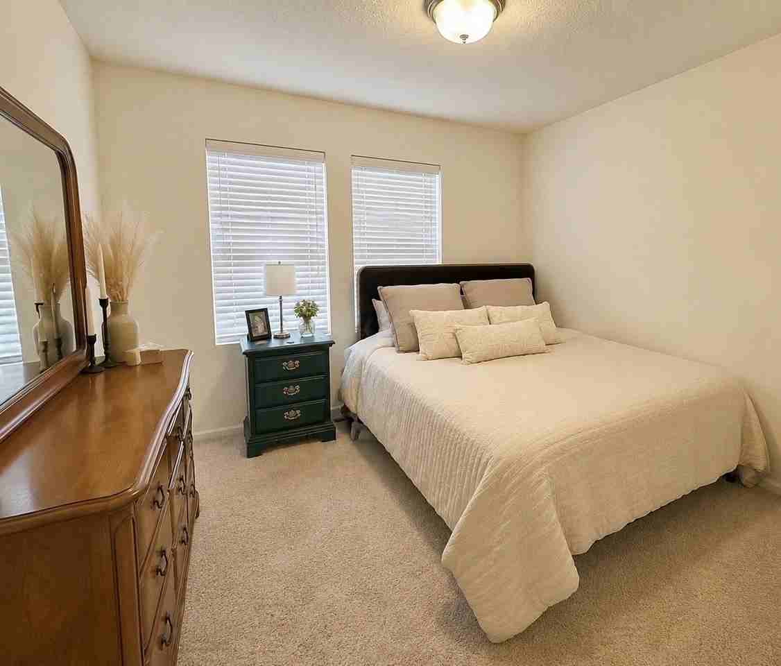 4758 Kittredge St #6 - Photo 5 of 16
