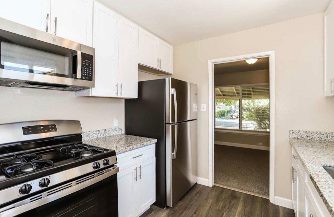 3802 West Way - Photo 4 of 9