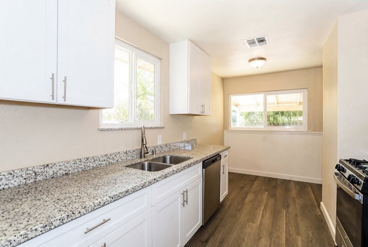 3802 West Way - Photo 5 of 9