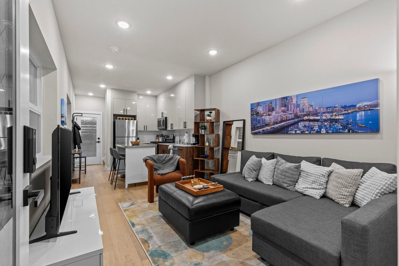 802 23rd Ave S #A - Photo 4 of 17