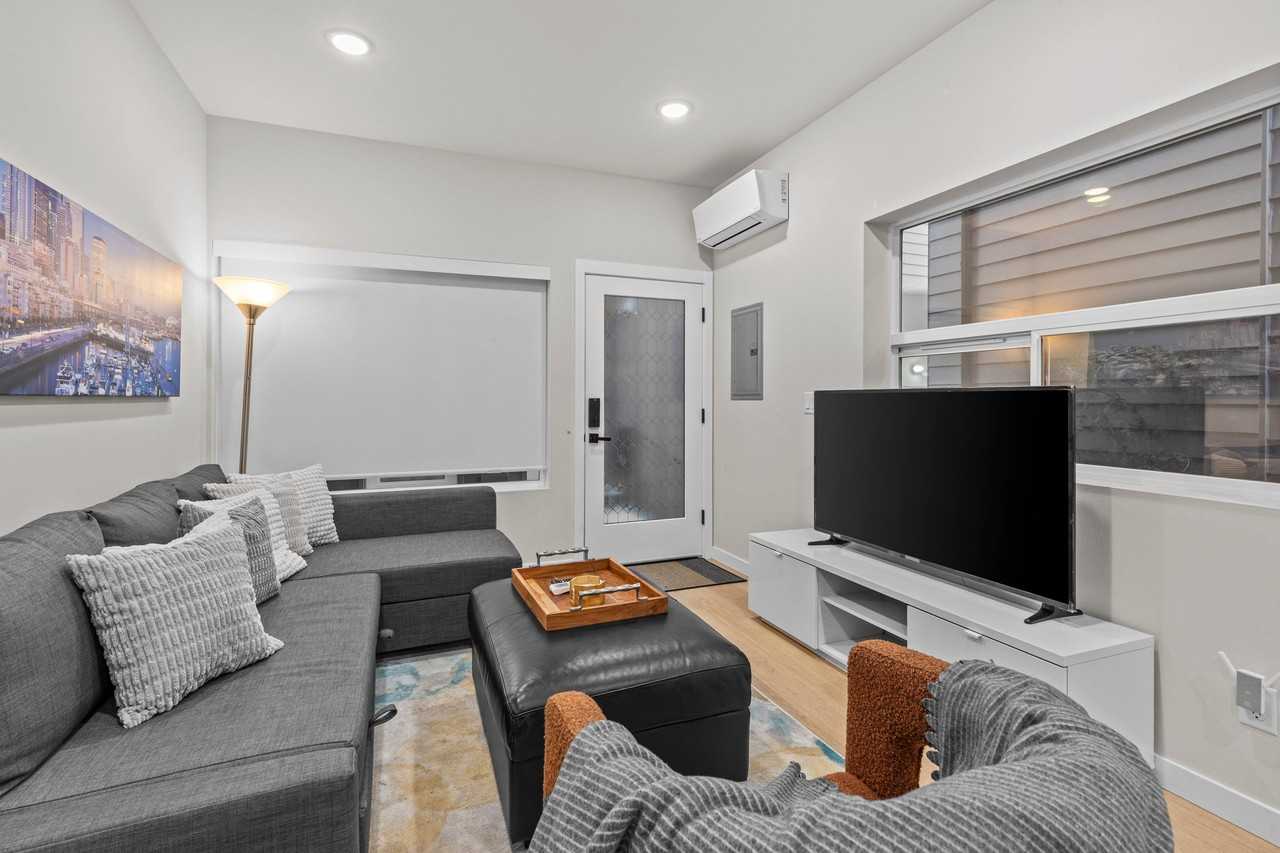 802 23rd Ave S #A - Photo 5 of 17