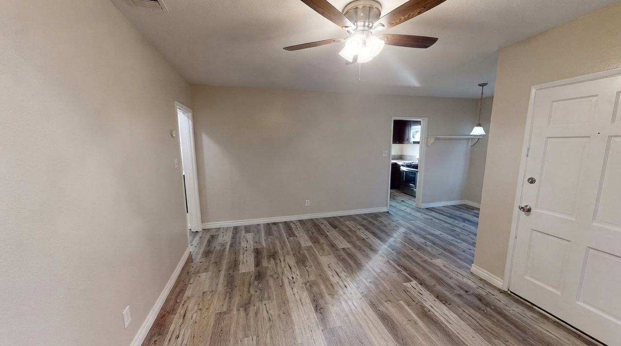 1312 E Brockton Ave - Photo 6 of 11