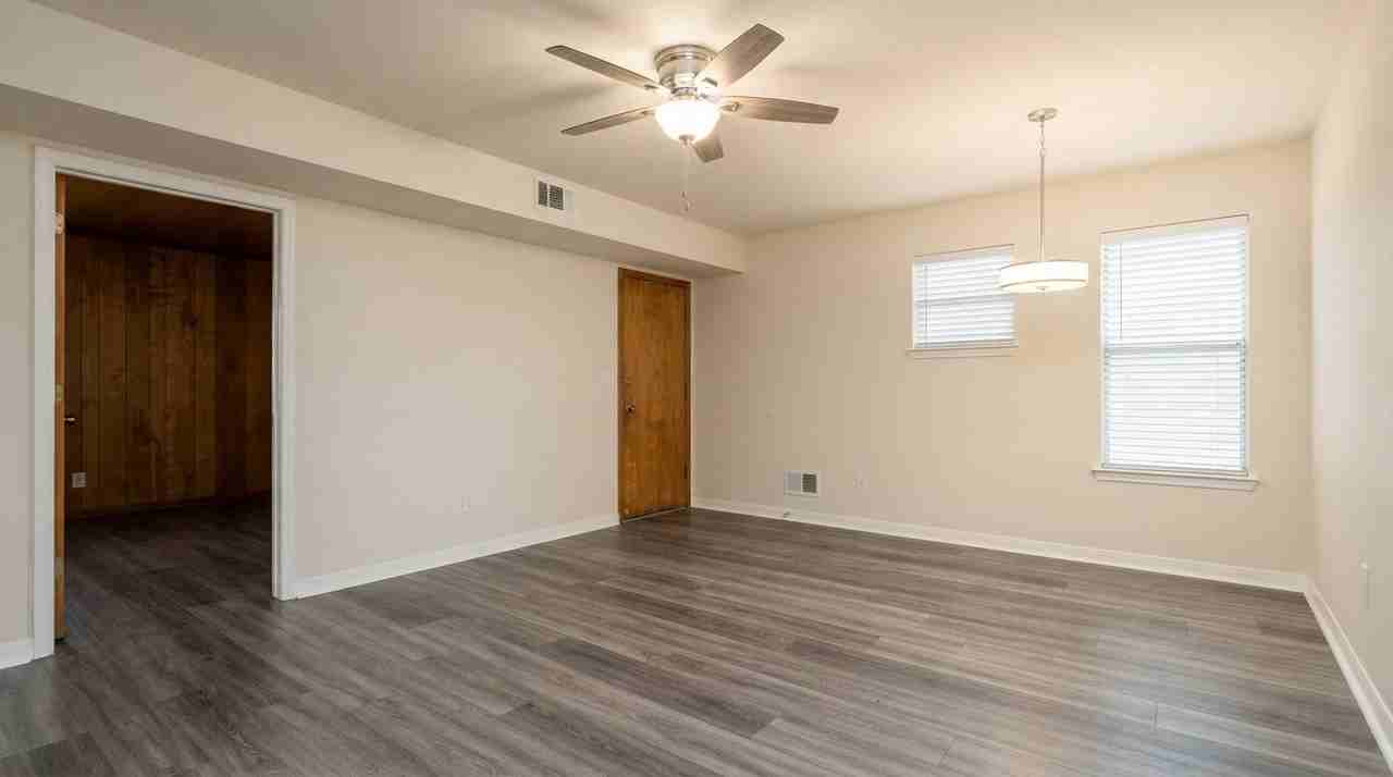 1312 E Brockton Ave - Photo 7 of 11