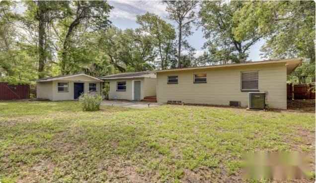 6613 Grace Ln - Photo 3 of 20