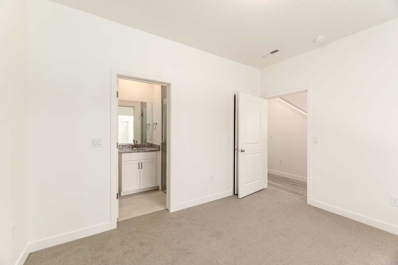 12996 S Spook Gulch Ct - Photo 4 of 19