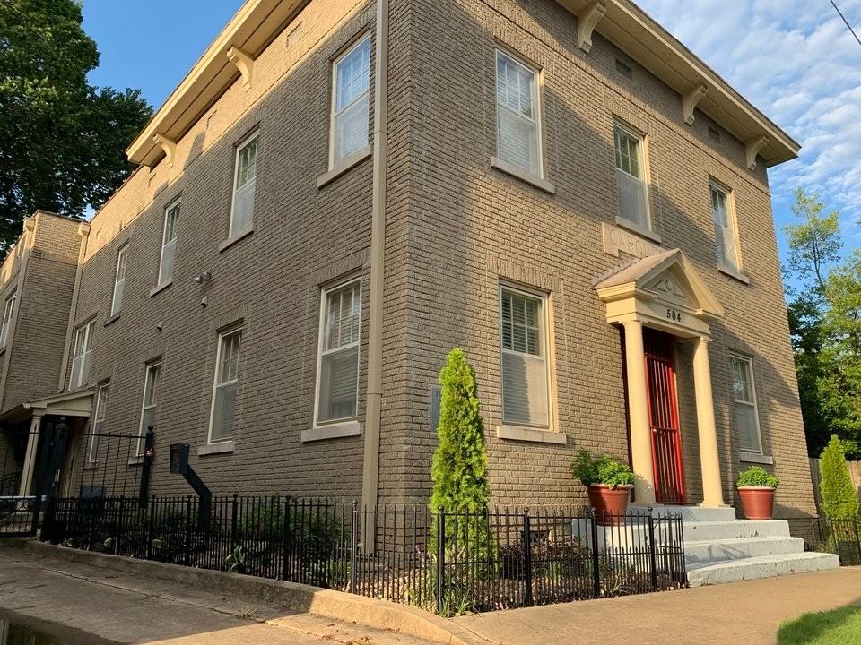 504 E 6th St #102