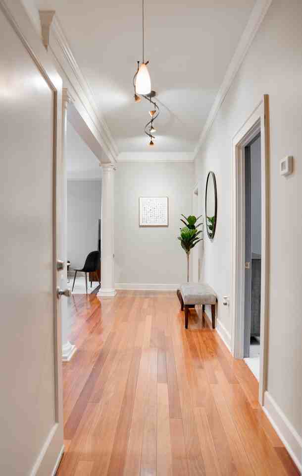 504 E 6th St #102 - Photo 2 of 20
