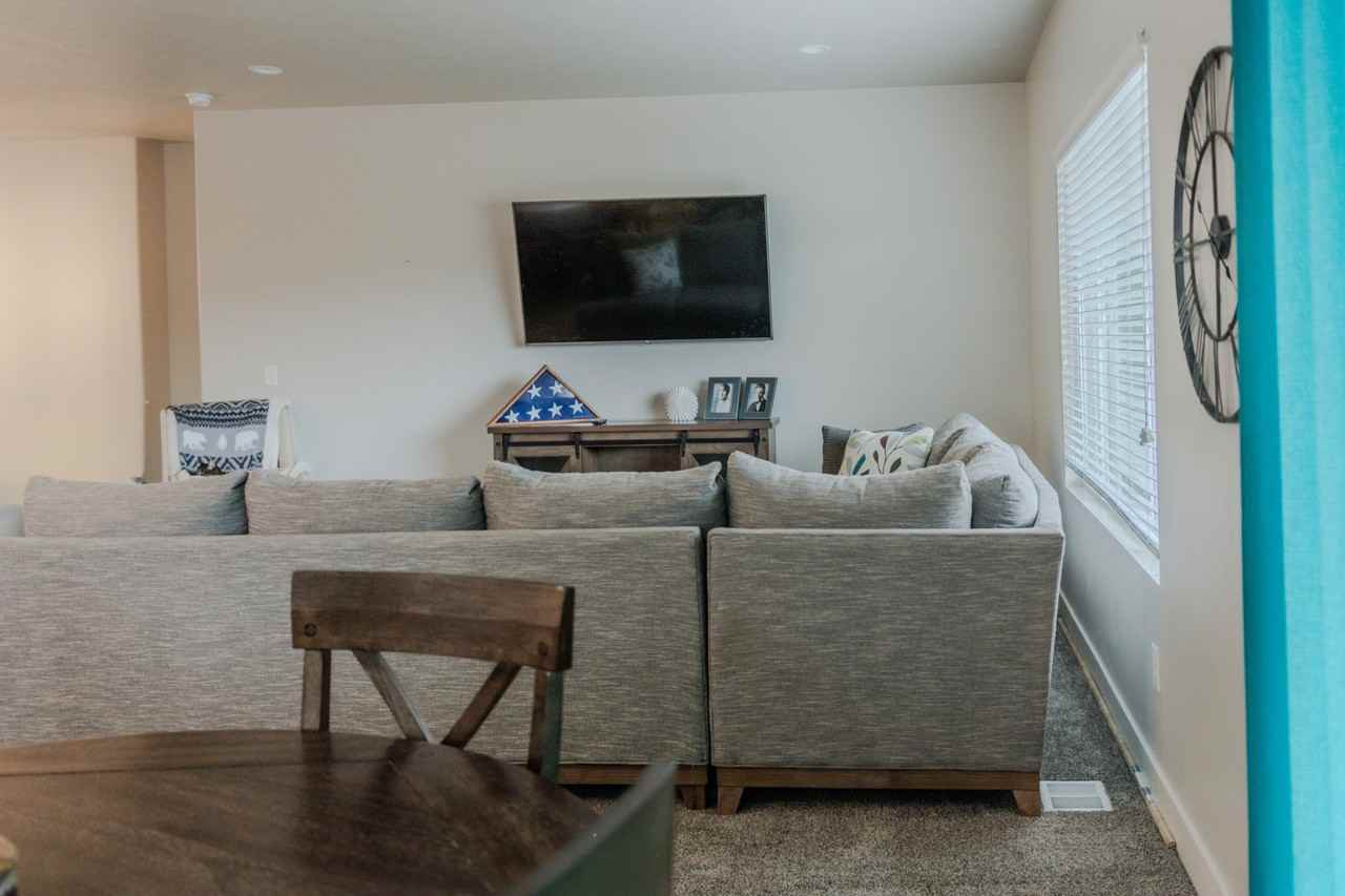 14851 S Chimney Pass Dr - Photo 5 of 11