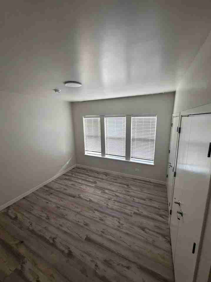 6725 S Campbell Ave #3A - Photo 2 of 6