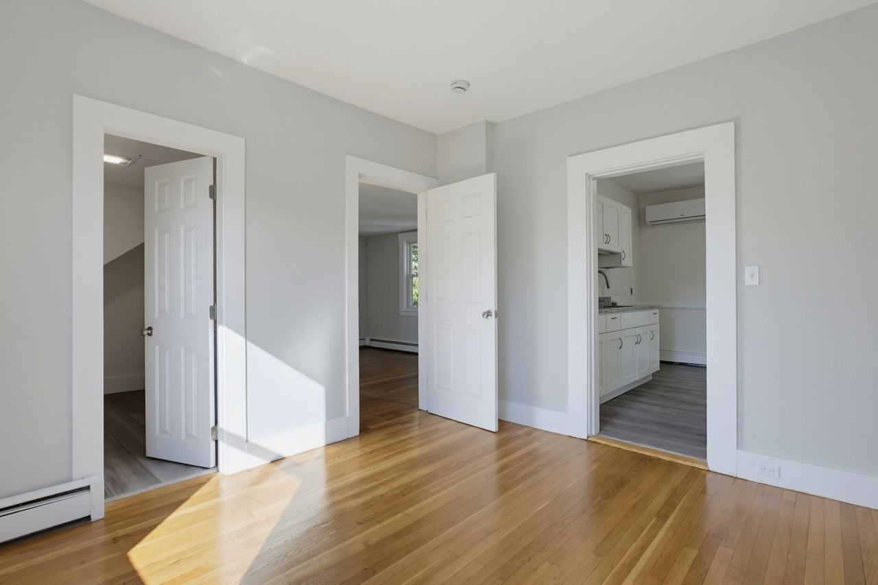 56 Fruit Street Ext Apt 2nd - Photo 6 of 18