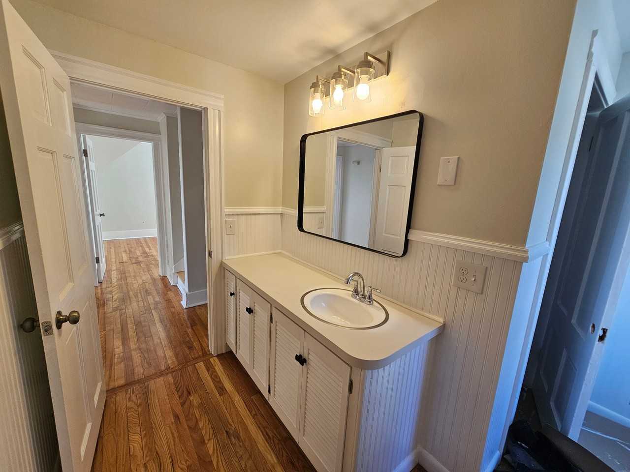 13 Maple St - Photo 2 of 17