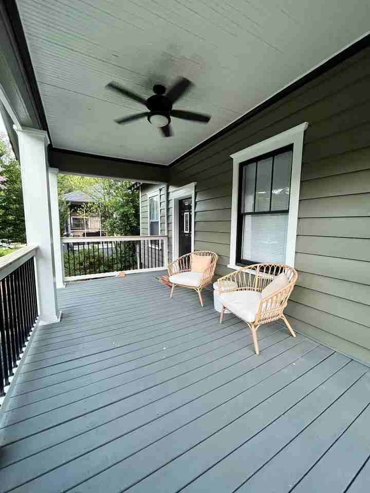1756 Thompson Ave - Photo 5 of 20