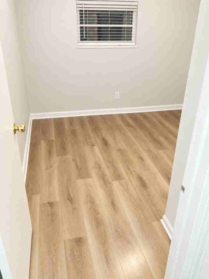 5028 Brannon Ave - Photo 4 of 11