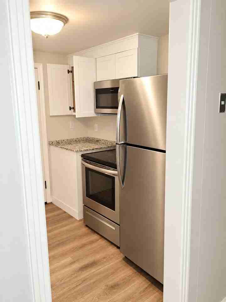 5028 Brannon Ave - Photo 7 of 11