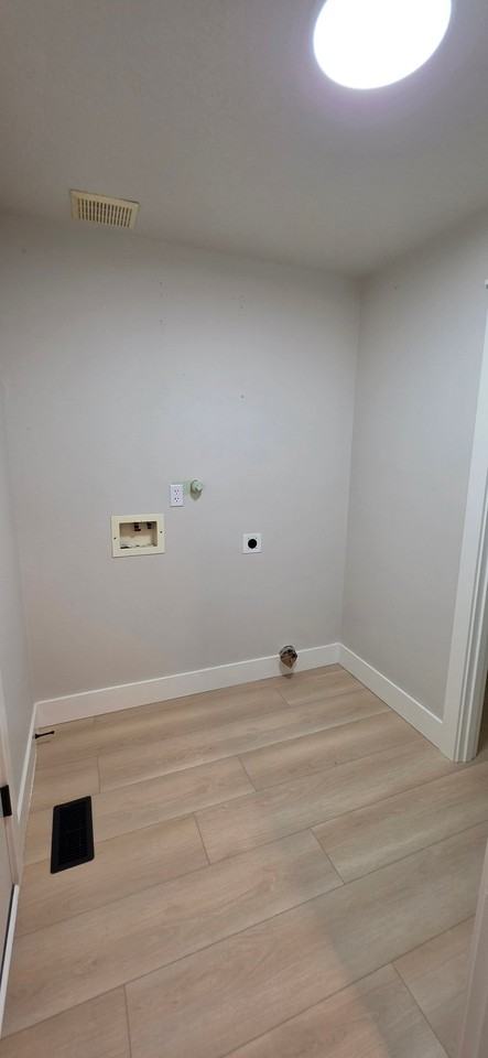4904 Se Bybee Blvd - Photo 5 of 14