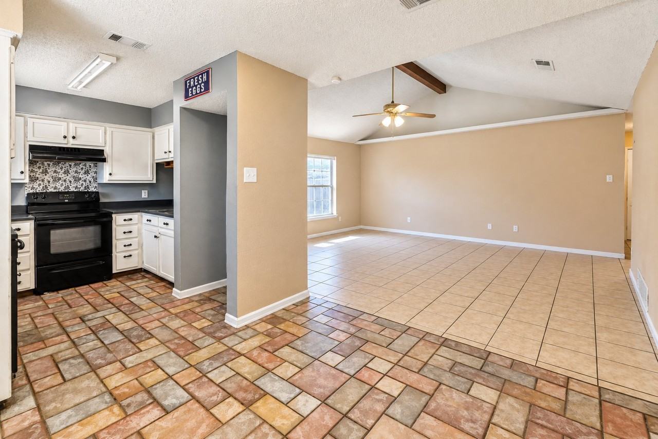 4120 Tulip Tree Ct - Photo 4 of 19