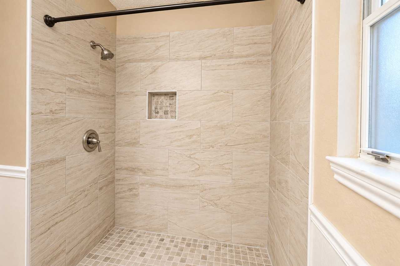 4120 Tulip Tree Ct - Photo 5 of 19