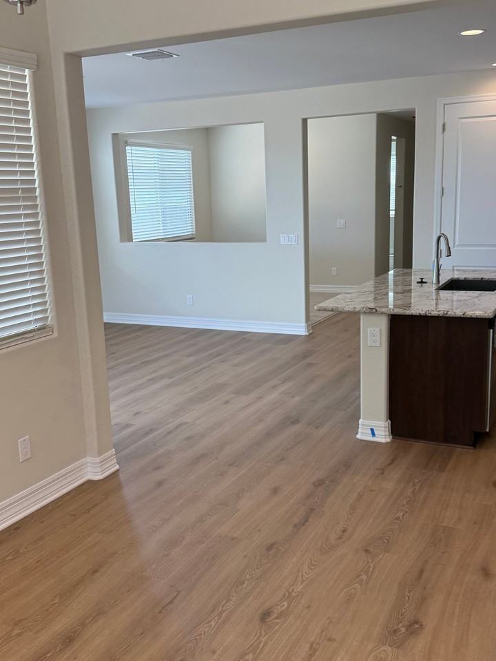 17850 W Windmere Dr - Photo 4 of 20