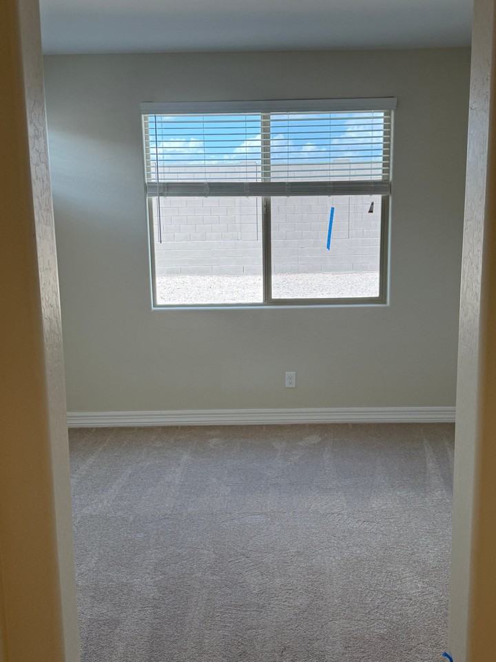 17850 W Windmere Dr - Photo 5 of 20