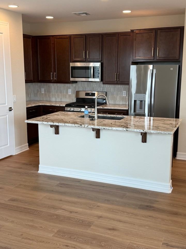 17850 W Windmere Dr - Photo 7 of 20