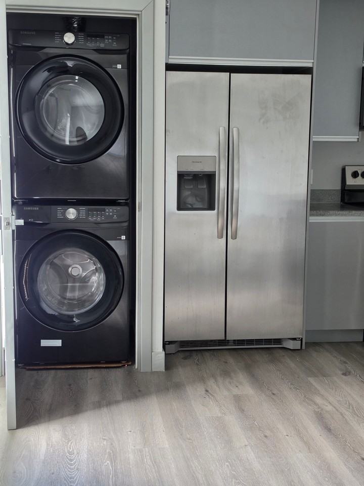 7040 Woodman Ave #306 - Photo 3 of 15